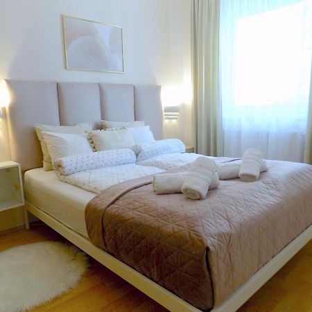 Casa Iris Apartment Szekesfehervar Bagian luar foto